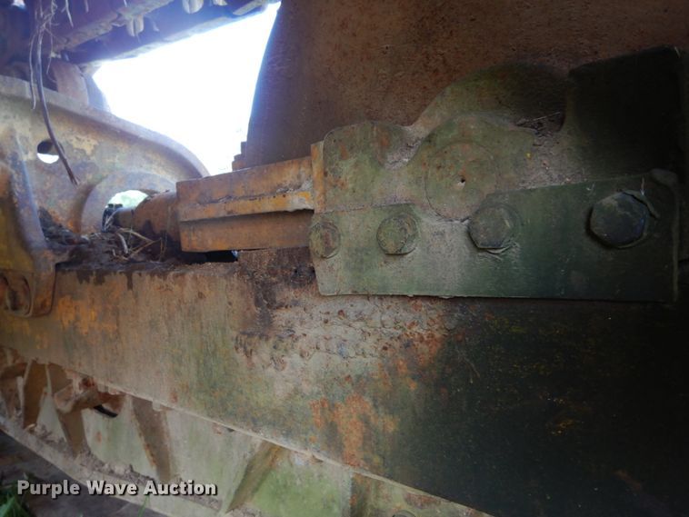 image for item DH2038 1971 John Deere 450B track loader