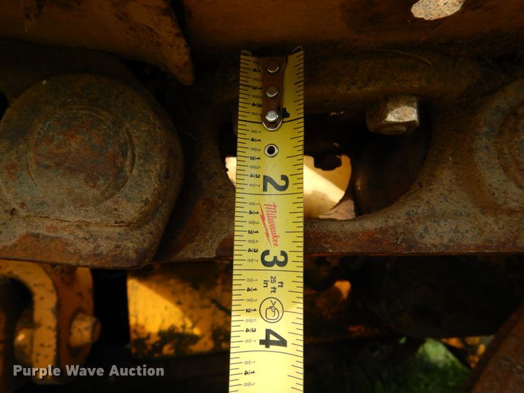 image for item DH2038 1971 John Deere 450B track loader