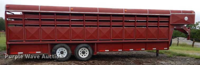 image for item DH2511 1991 Coose livestock trailer
