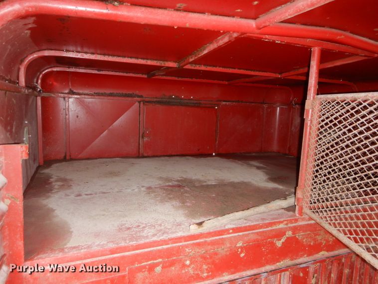 image for item DH2511 1991 Coose livestock trailer