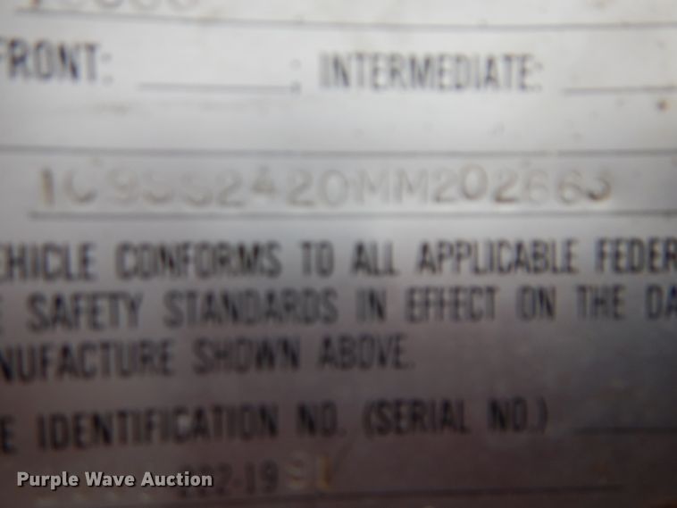 image for item DH2511 1991 Coose livestock trailer