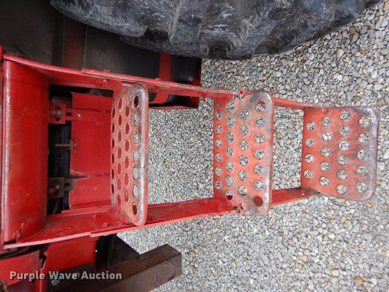 image for item DH2513 1981 International 1086 tractor