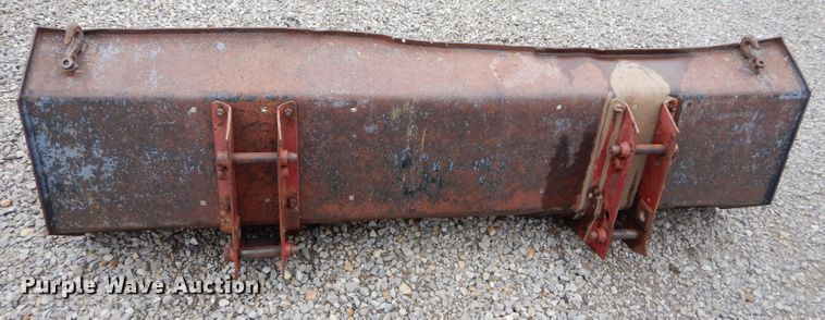 image for item DH2513 1981 International 1086 tractor