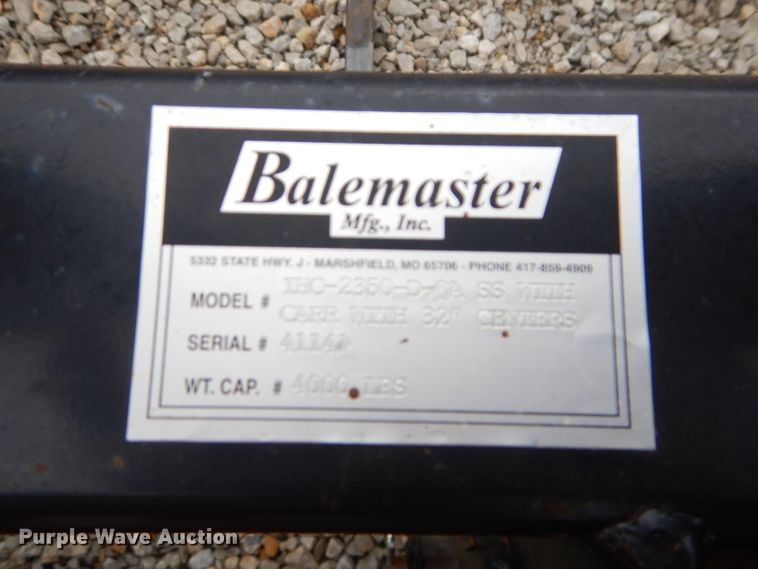 image for item DH2513 1981 International 1086 tractor