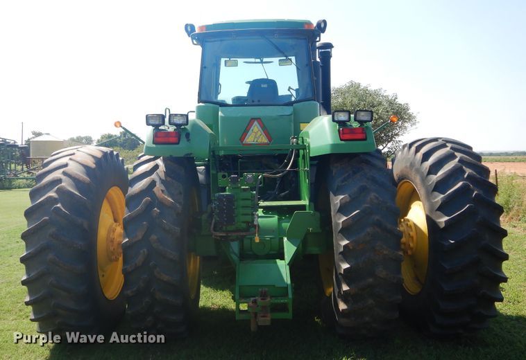 image for item DH3556 1999 John Deere 9200 4WD tractor