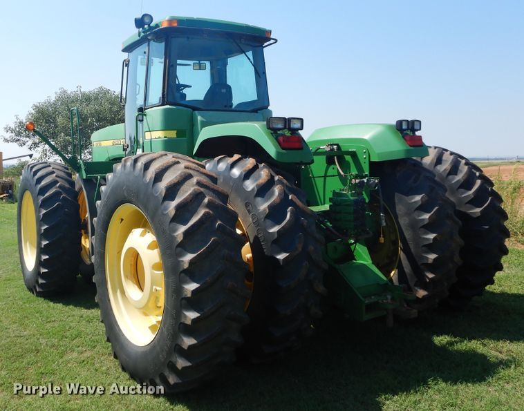 image for item DH3556 1999 John Deere 9200 4WD tractor