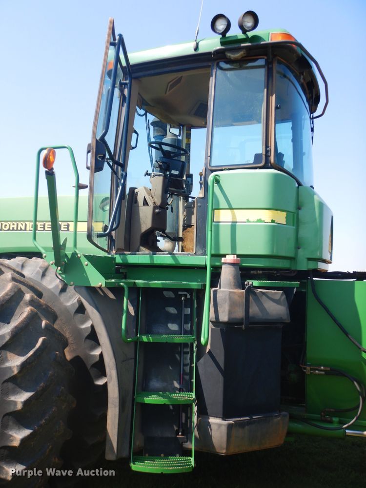 image for item DH3556 1999 John Deere 9200 4WD tractor