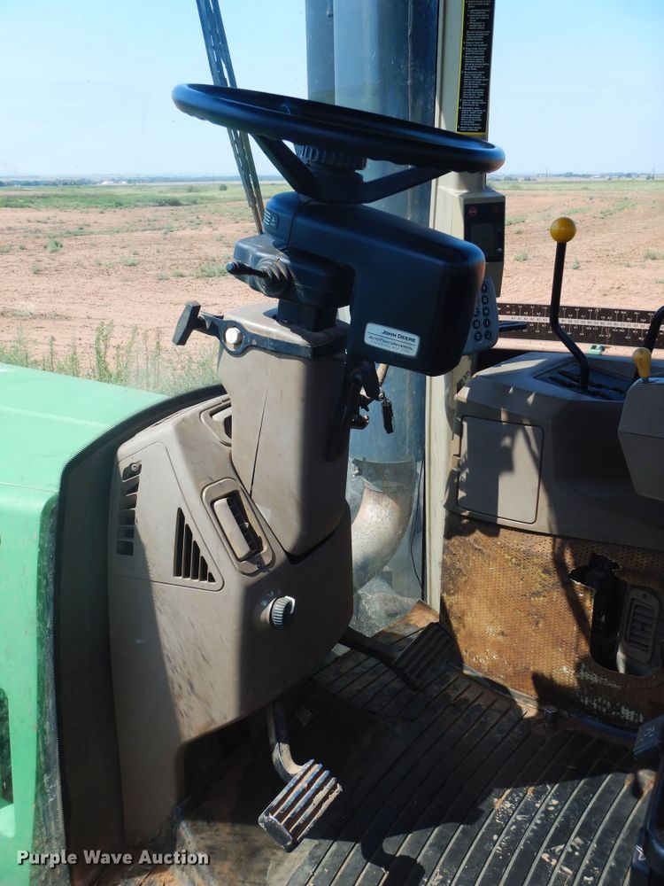 image for item DH3556 1999 John Deere 9200 4WD tractor