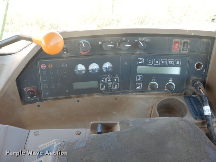 image for item DH3556 1999 John Deere 9200 4WD tractor