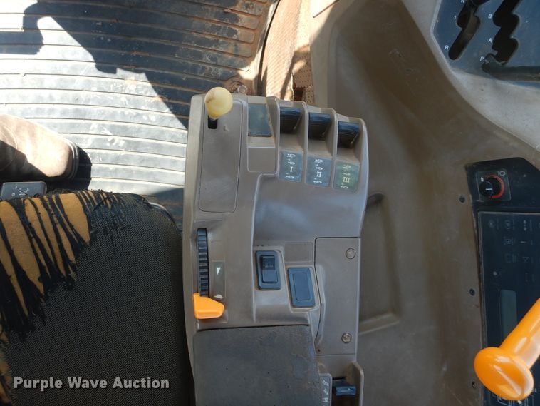 image for item DH3556 1999 John Deere 9200 4WD tractor