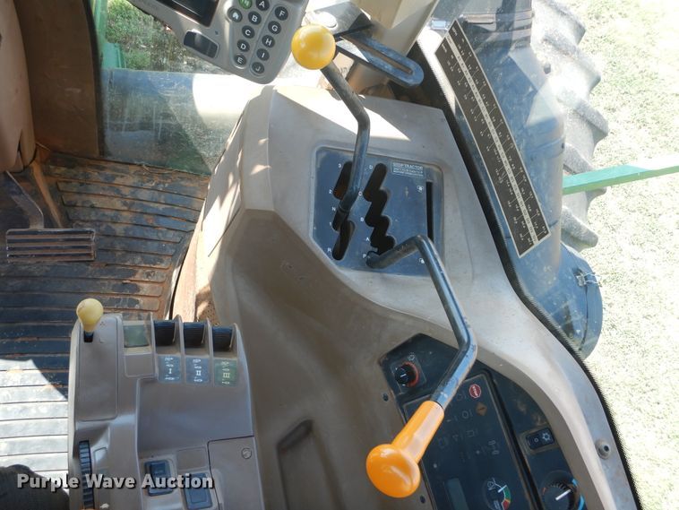 image for item DH3556 1999 John Deere 9200 4WD tractor