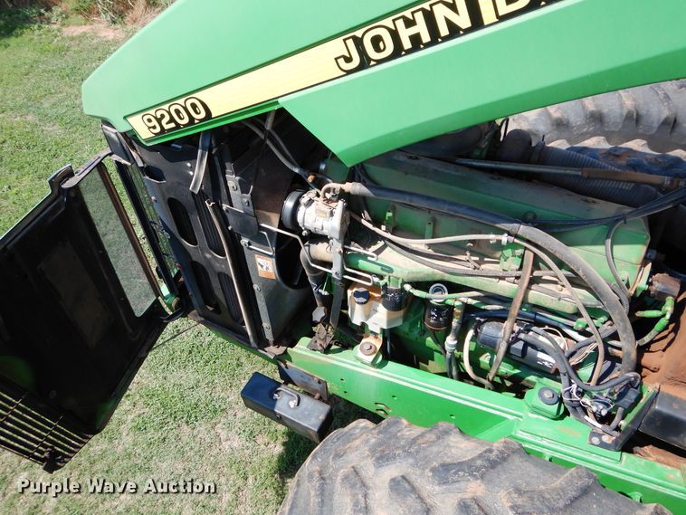 image for item DH3556 1999 John Deere 9200 4WD tractor