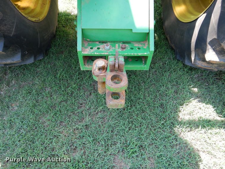 image for item DH3556 1999 John Deere 9200 4WD tractor