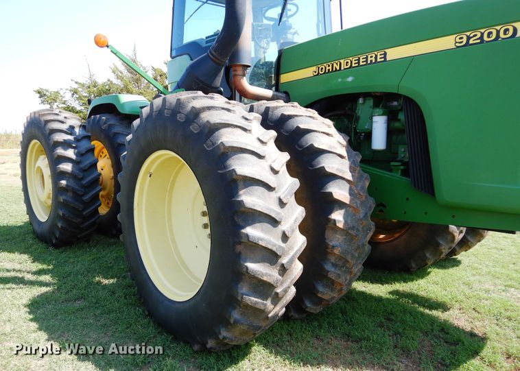 image for item DH3556 1999 John Deere 9200 4WD tractor