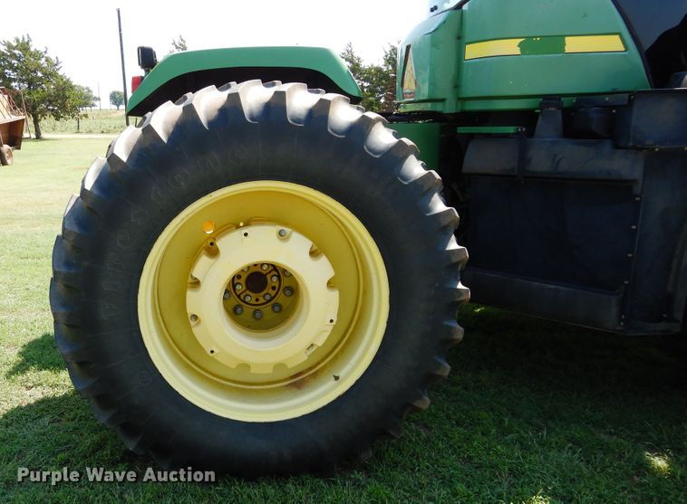 image for item DH3556 1999 John Deere 9200 4WD tractor