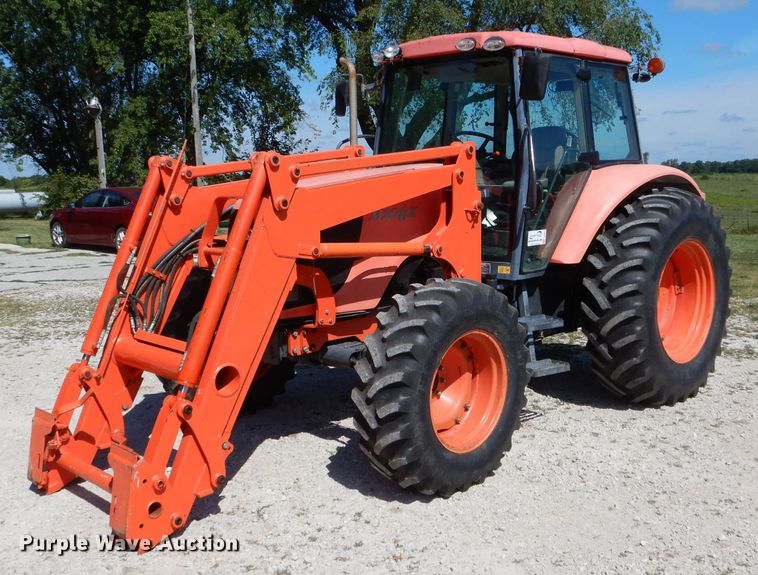 image for item DH6078 2007 Kubota M108X MFWD tractor