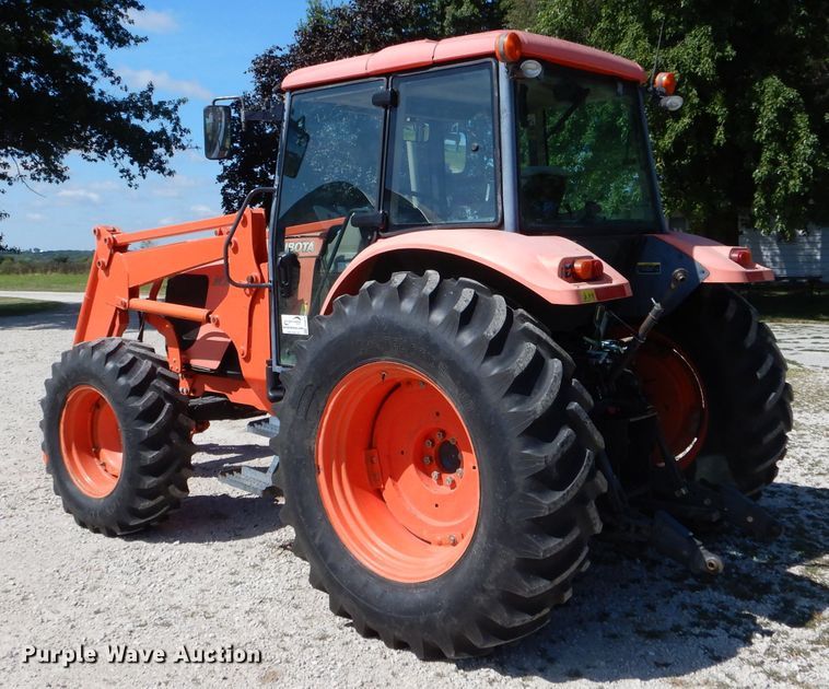 image for item DH6078 2007 Kubota M108X MFWD tractor