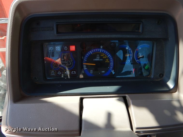 image for item DH6078 2007 Kubota M108X MFWD tractor