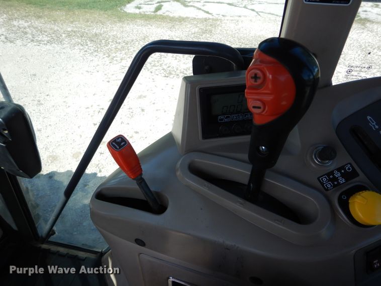 image for item DH6078 2007 Kubota M108X MFWD tractor