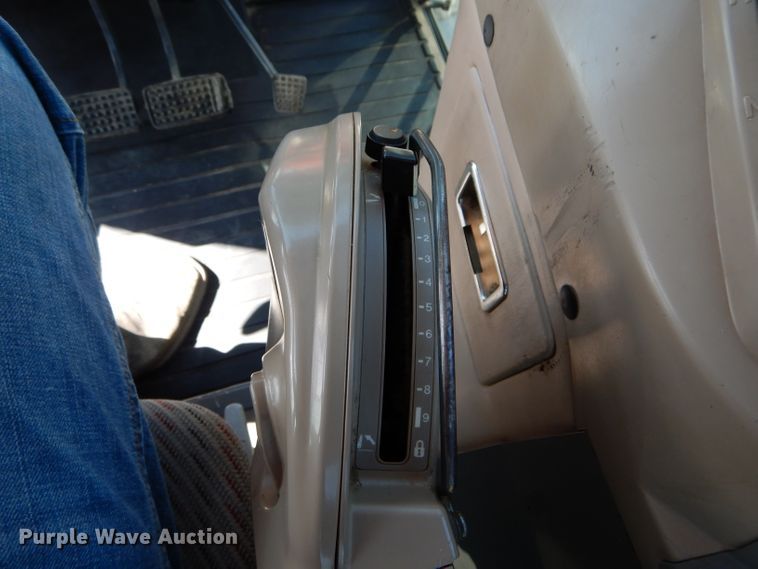 image for item DH6078 2007 Kubota M108X MFWD tractor