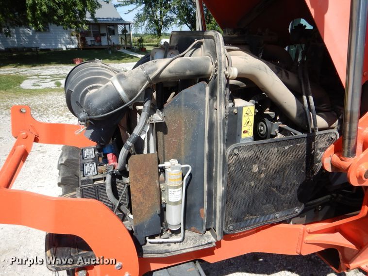 image for item DH6078 2007 Kubota M108X MFWD tractor