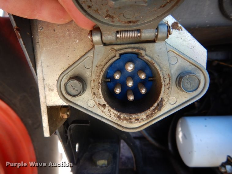 image for item DH6078 2007 Kubota M108X MFWD tractor