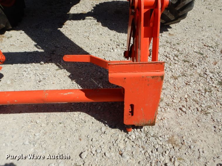 image for item DH6078 2007 Kubota M108X MFWD tractor