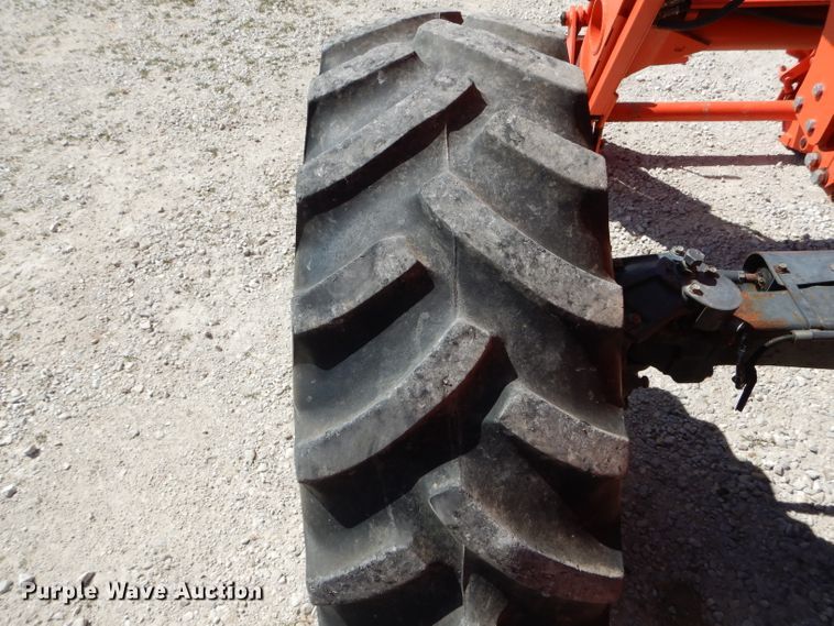 image for item DH6078 2007 Kubota M108X MFWD tractor