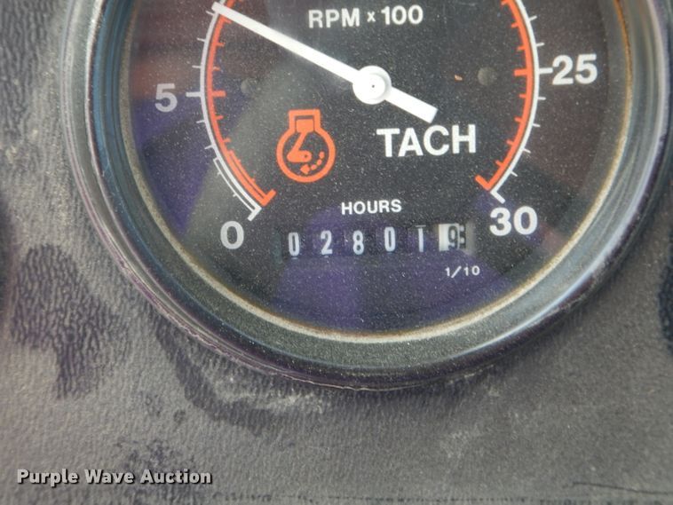 image for item DH6102 2002 SpraCoupe 4440 sprayer