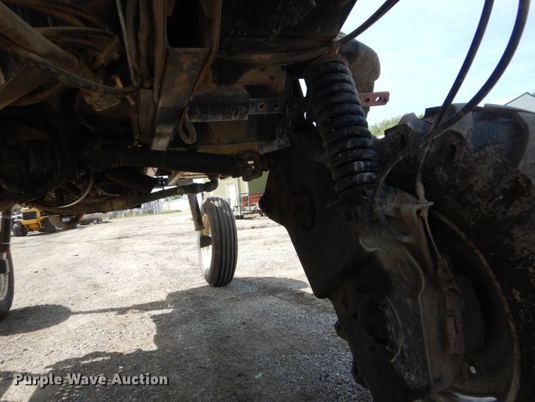 image for item DH6102 2002 SpraCoupe 4440 sprayer