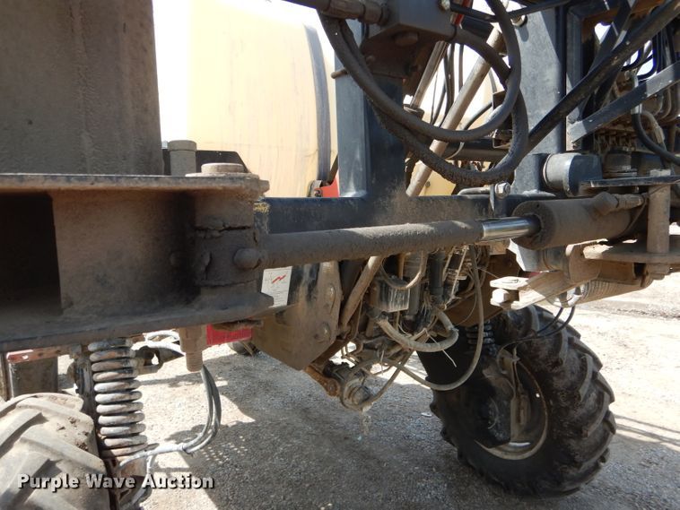 image for item DH6102 2002 SpraCoupe 4440 sprayer