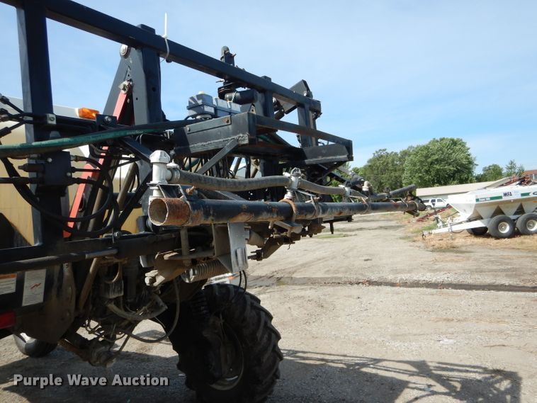 image for item DH6102 2002 SpraCoupe 4440 sprayer