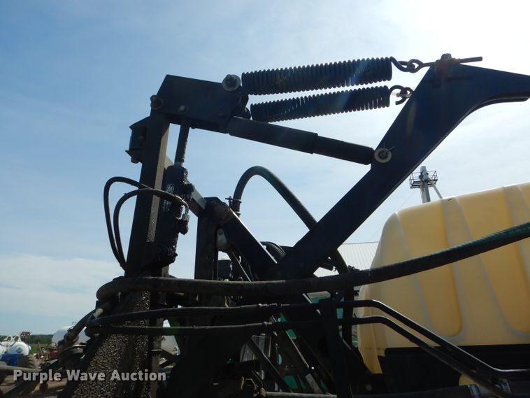 image for item DH6102 2002 SpraCoupe 4440 sprayer