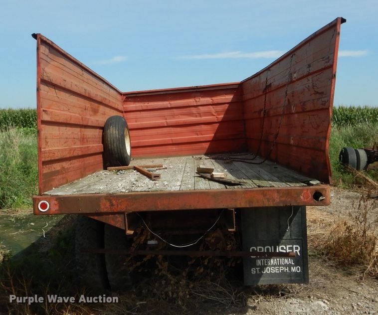 image for item DH6103 1977 Ford F600 grain truck