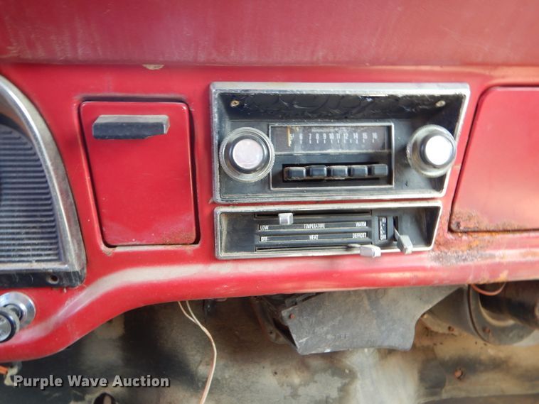 image for item DH6103 1977 Ford F600 grain truck