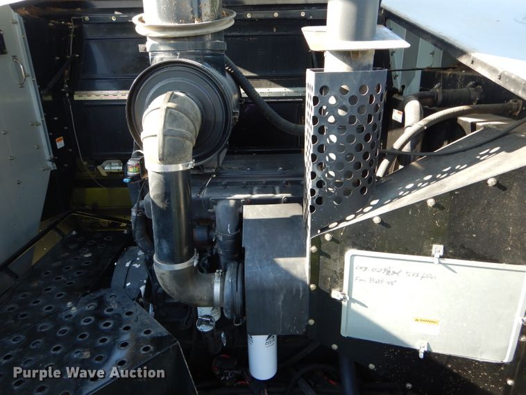 image for item DH6107 2003 Gleaner R75 Field Star RWA combine