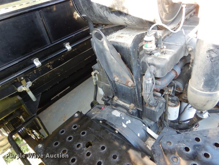 image for item DH6107 2003 Gleaner R75 Field Star RWA combine