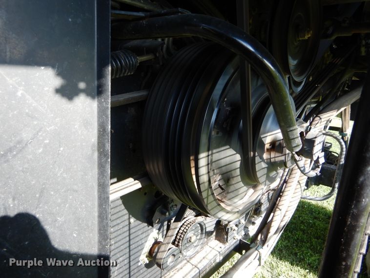 image for item DH6107 2003 Gleaner R75 Field Star RWA combine