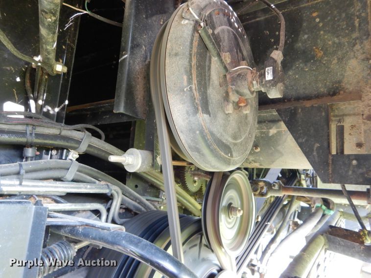 image for item DH6107 2003 Gleaner R75 Field Star RWA combine