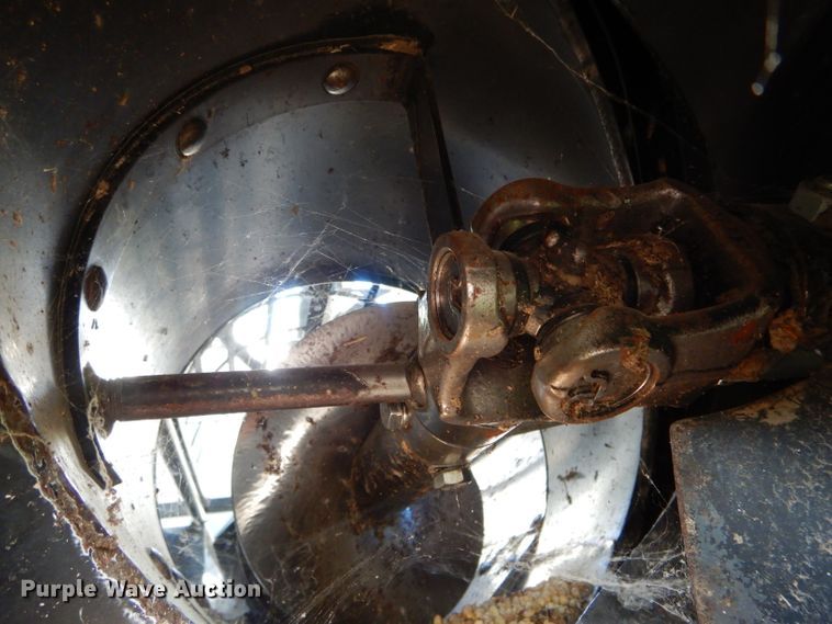 image for item DH6107 2003 Gleaner R75 Field Star RWA combine