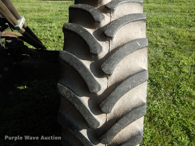 image for item DH6107 2003 Gleaner R75 Field Star RWA combine