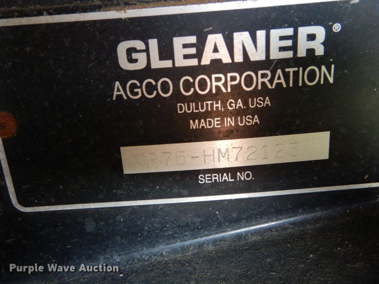 image for item DH6107 2003 Gleaner R75 Field Star RWA combine