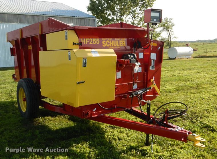 image for item DH6108 Schuler HF255 feed wagon
