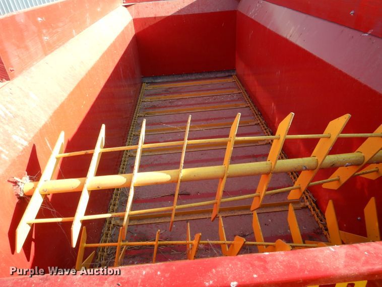 image for item DH6108 Schuler HF255 feed wagon