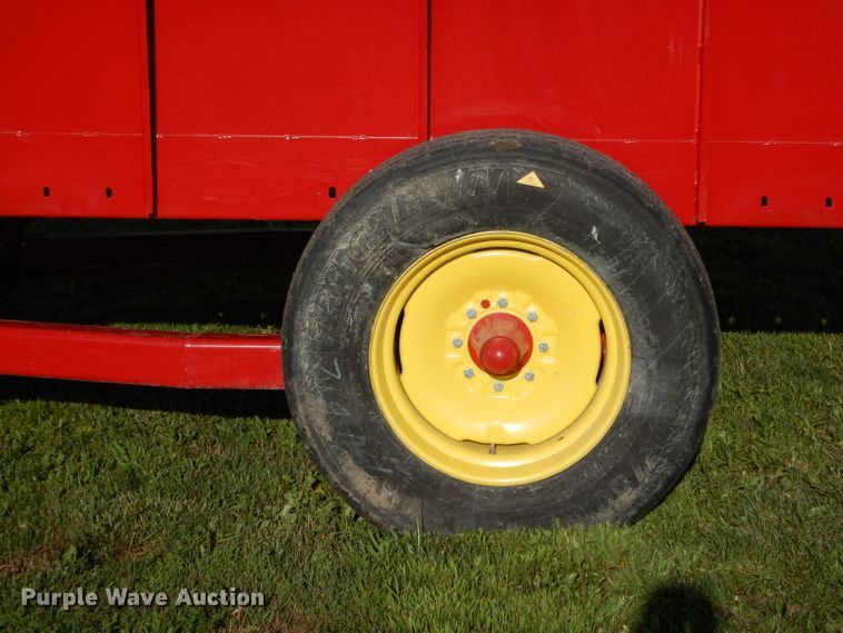 image for item DH6108 Schuler HF255 feed wagon