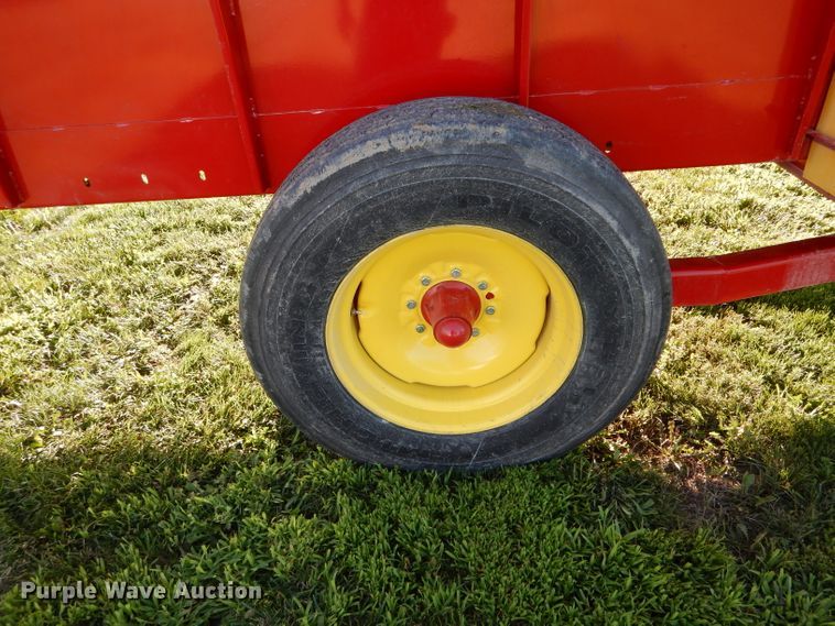 image for item DH6108 Schuler HF255 feed wagon