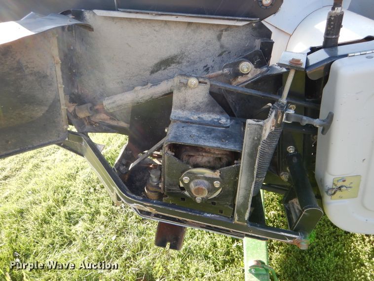 image for item DH6109 AGCO head