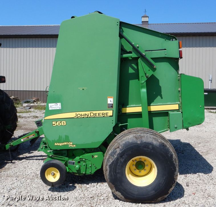 image for item DH6112 2009 John Deere 568 Mega Wide Plus round baler