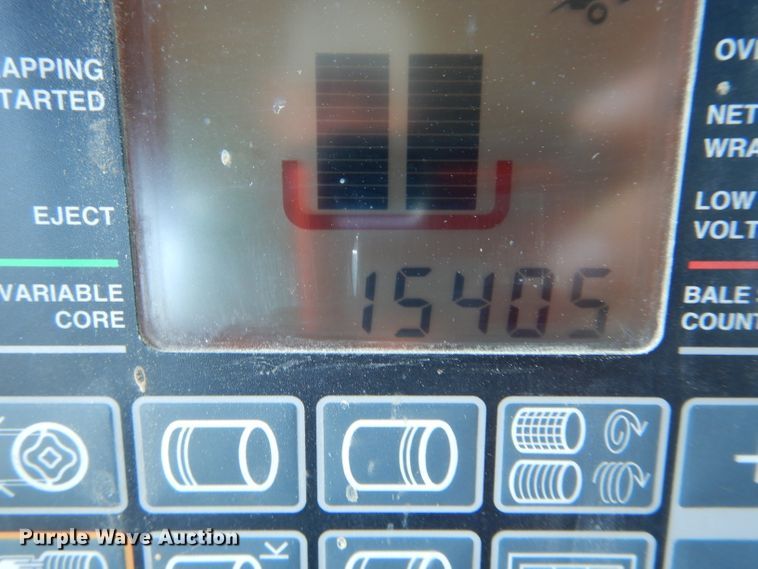 image for item DH6112 2009 John Deere 568 Mega Wide Plus round baler