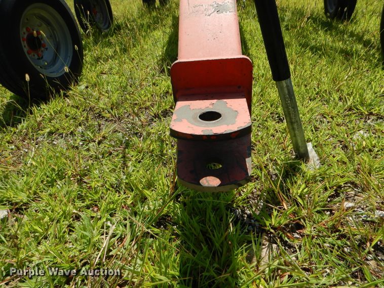 image for item DH6115 Kuhn SR600 Speedrake hay rake